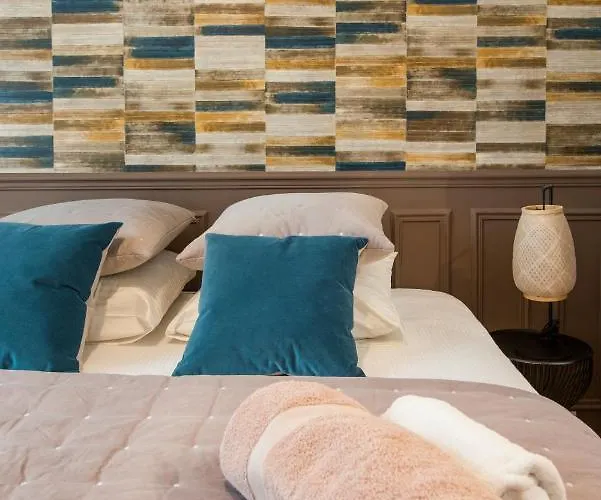 2 Bedroom Near Tour Eiffel & Trocadero Lejlighed Paris