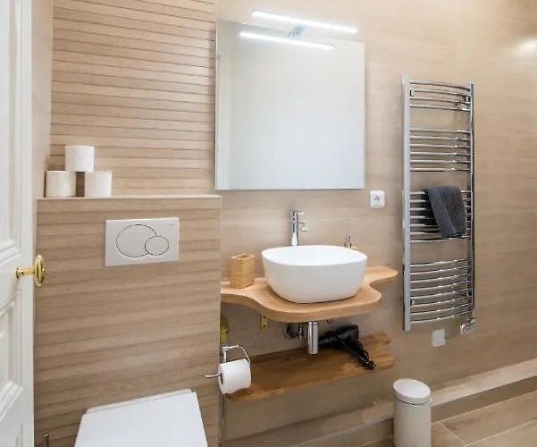 2 Bedroom Near Tour Eiffel & Trocadero Lejlighed